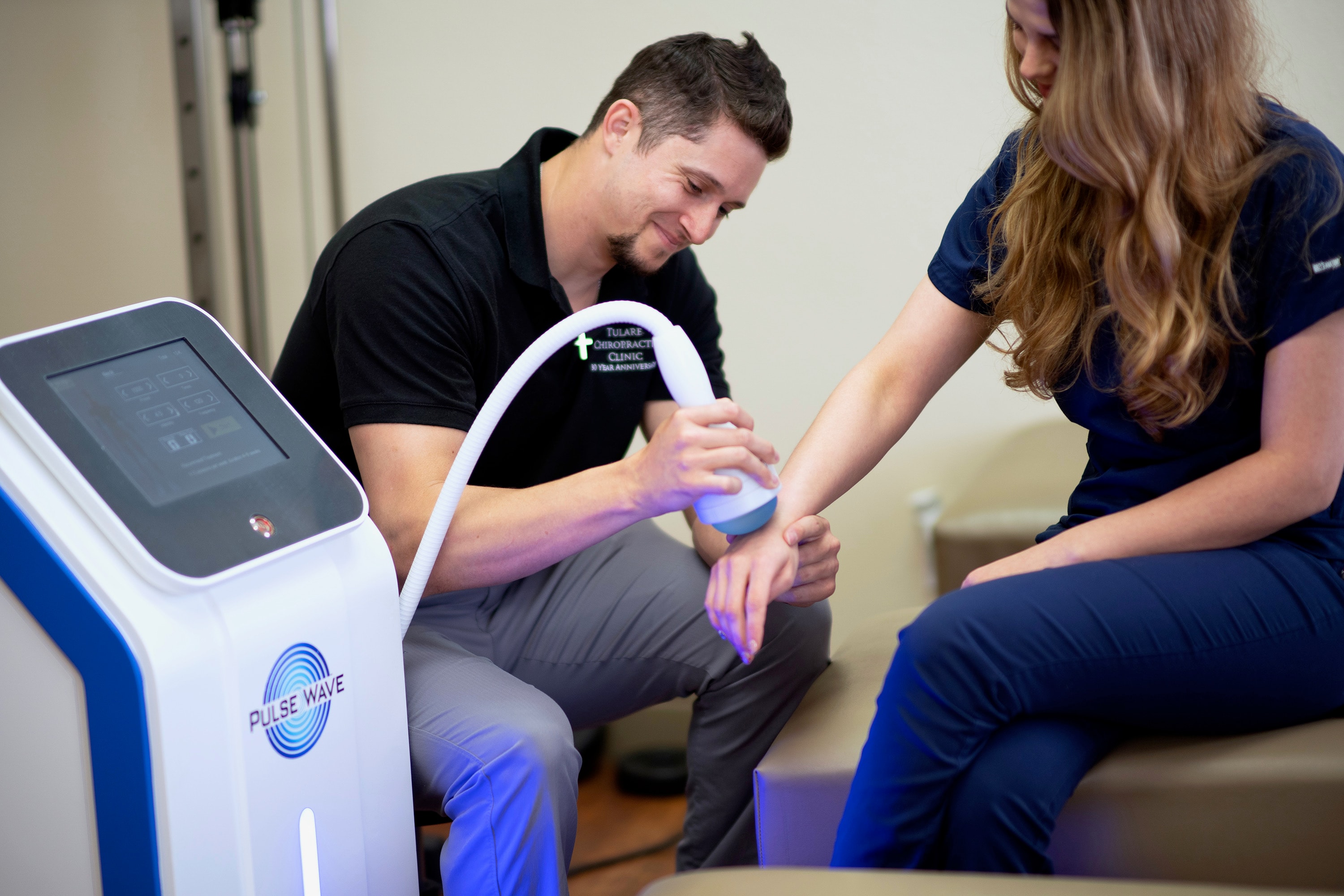 Shockwave therapy treatment session